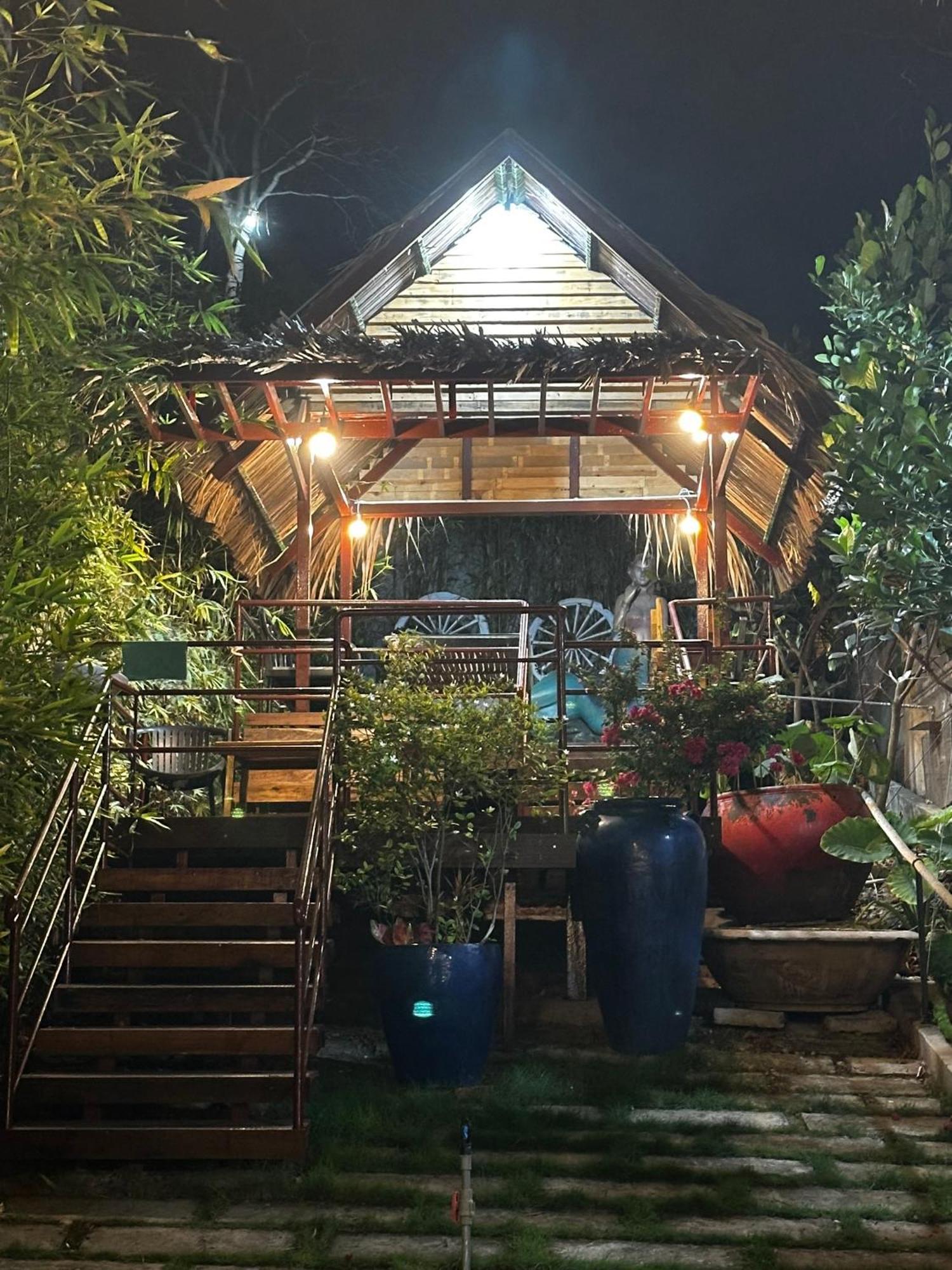 Ananas Beach Hotel Vung Tau Exterior photo